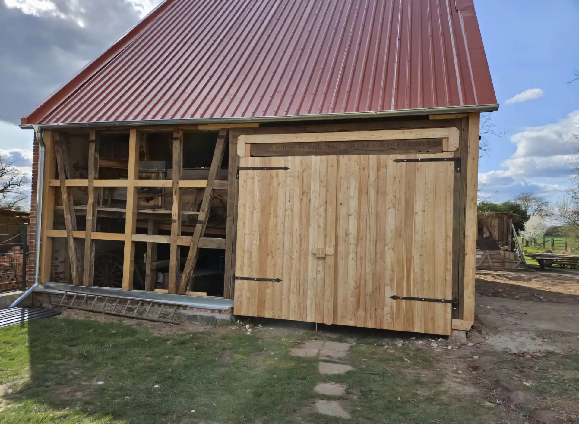 KDS-Gladigau-Scheune-von-vorne